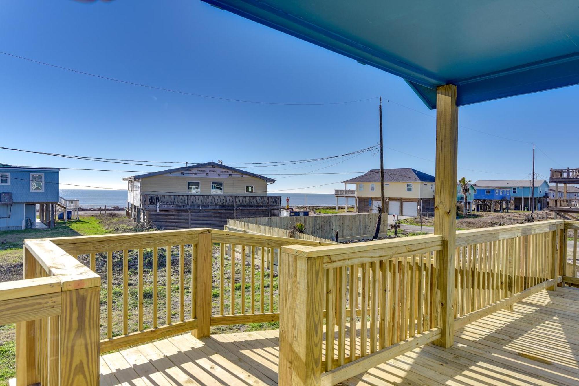 Second-row Surfside House Newly Renovated! * Surfside Beach