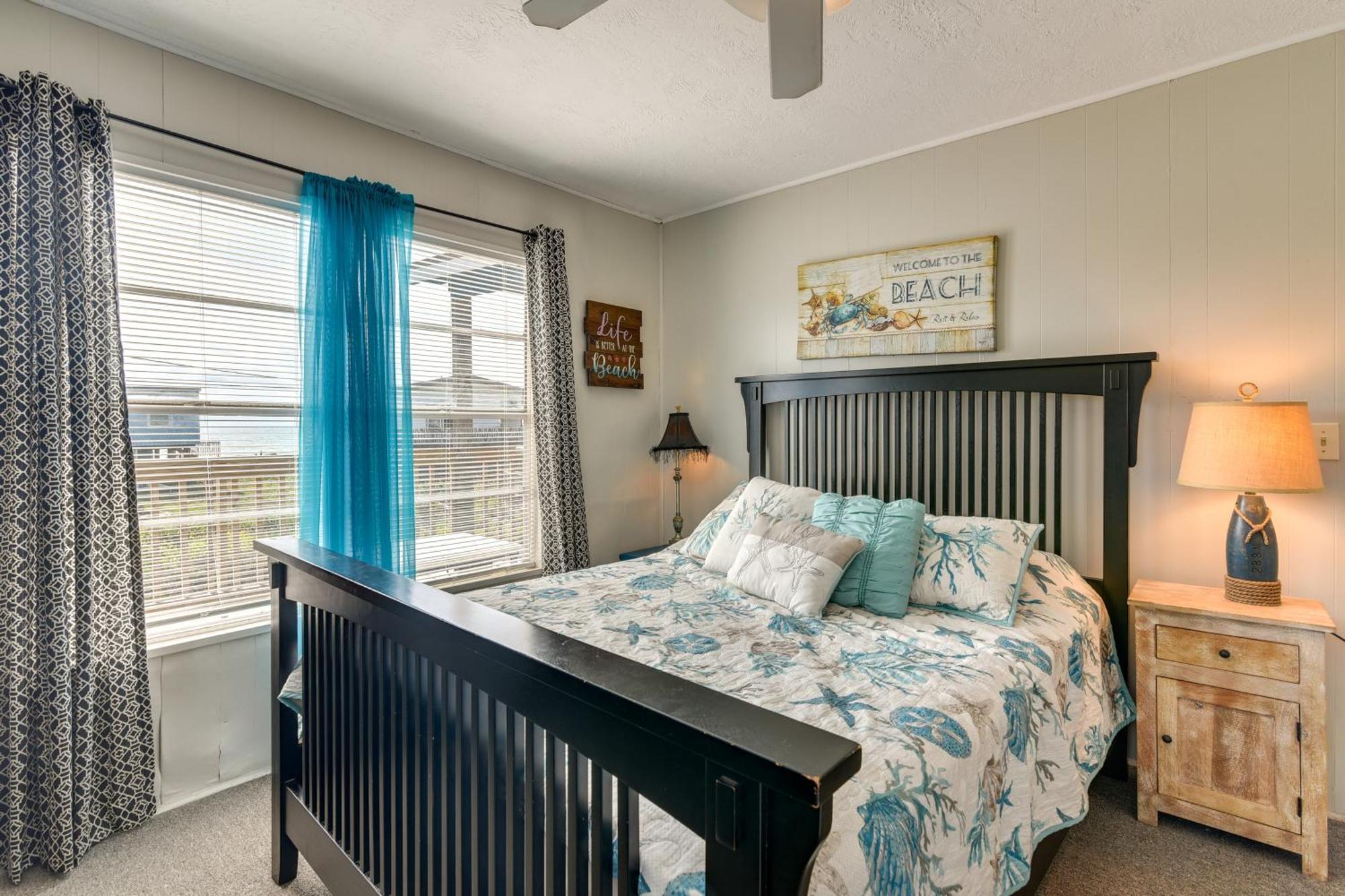 Second-row Surfside House Newly Renovated! Surfside Beach